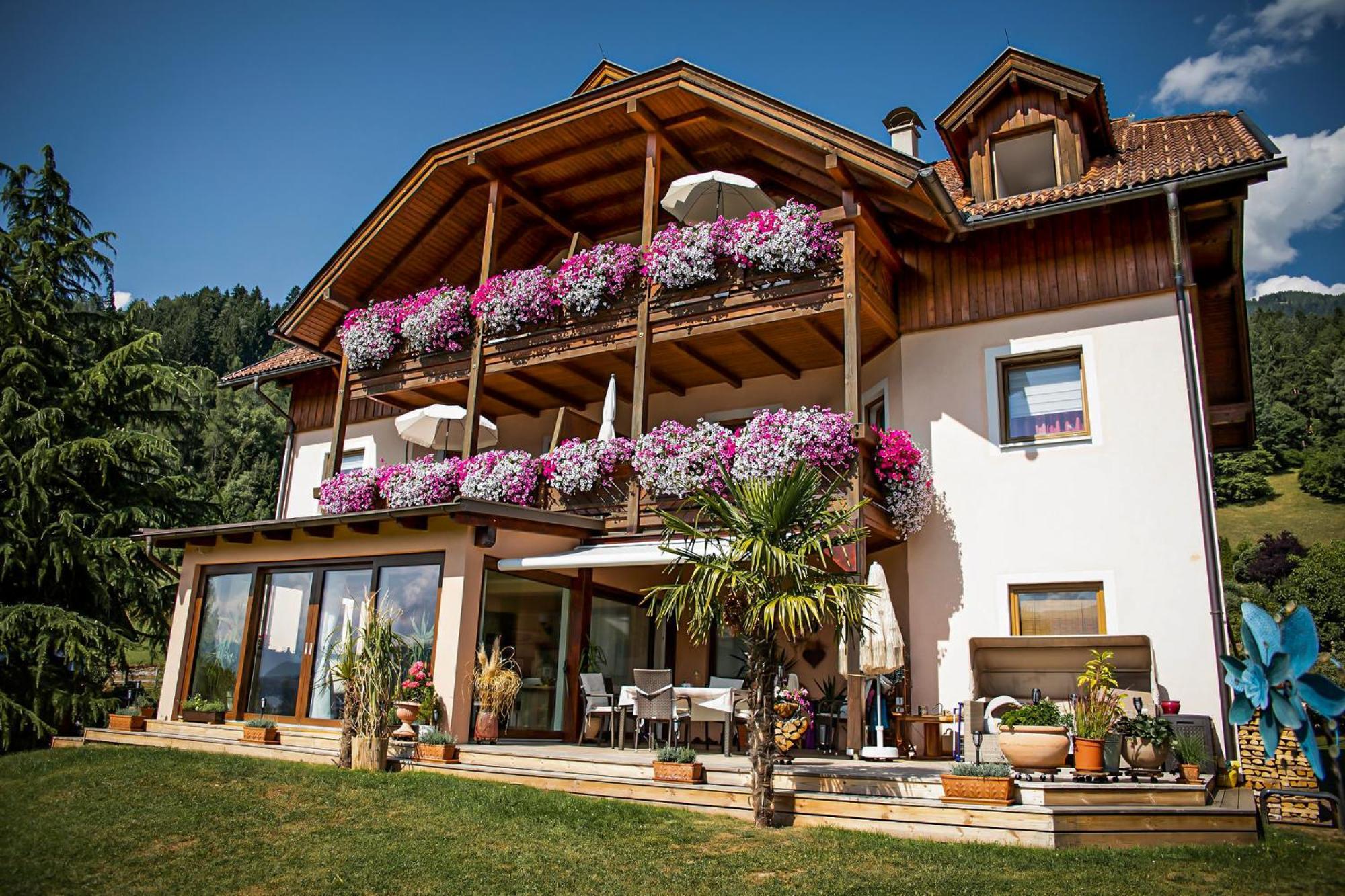 Ferienwohnungen Fischerhaus - Direkt Am See Millstatt Luaran gambar