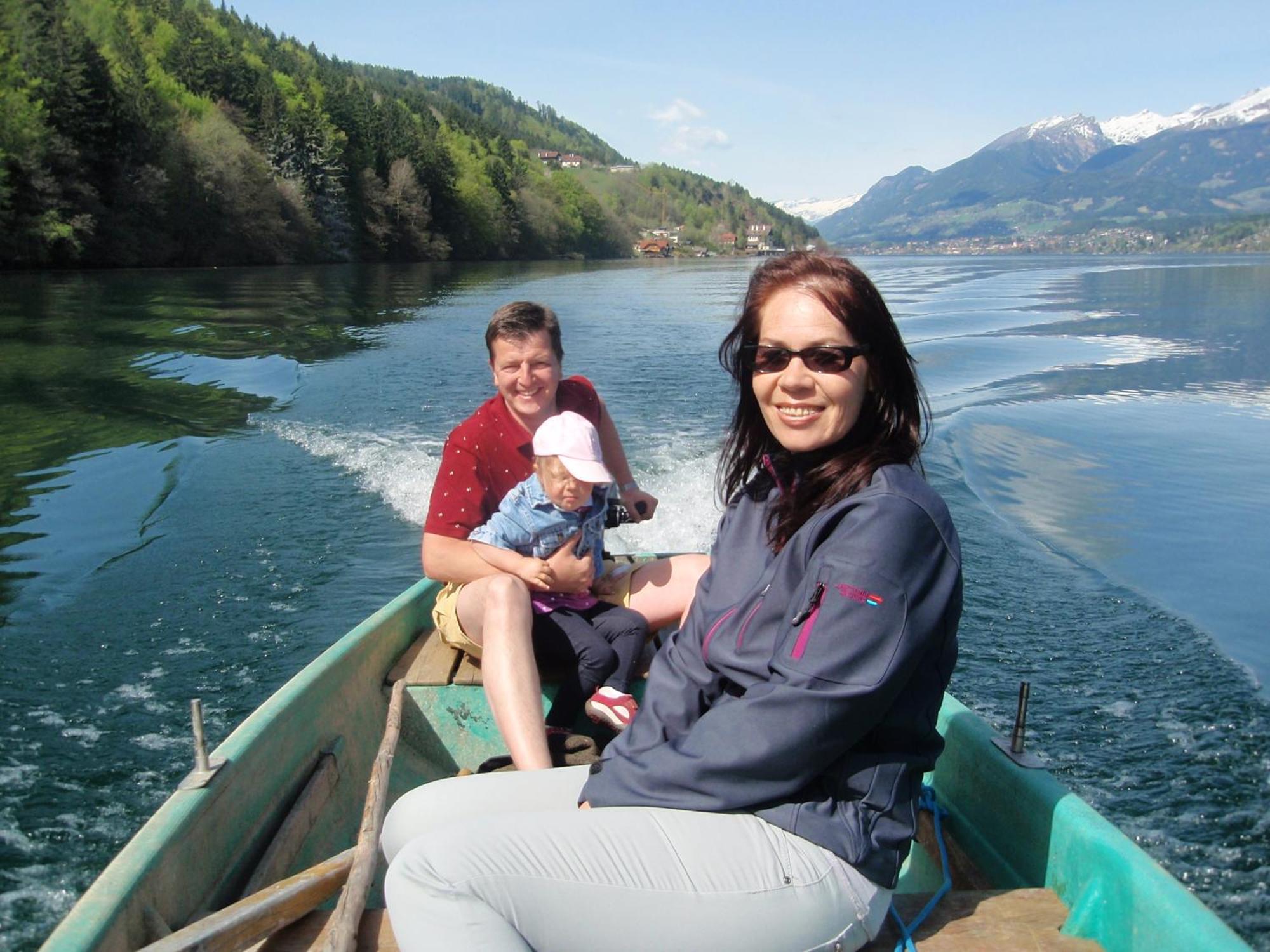 Ferienwohnungen Fischerhaus - Direkt Am See Millstatt Luaran gambar