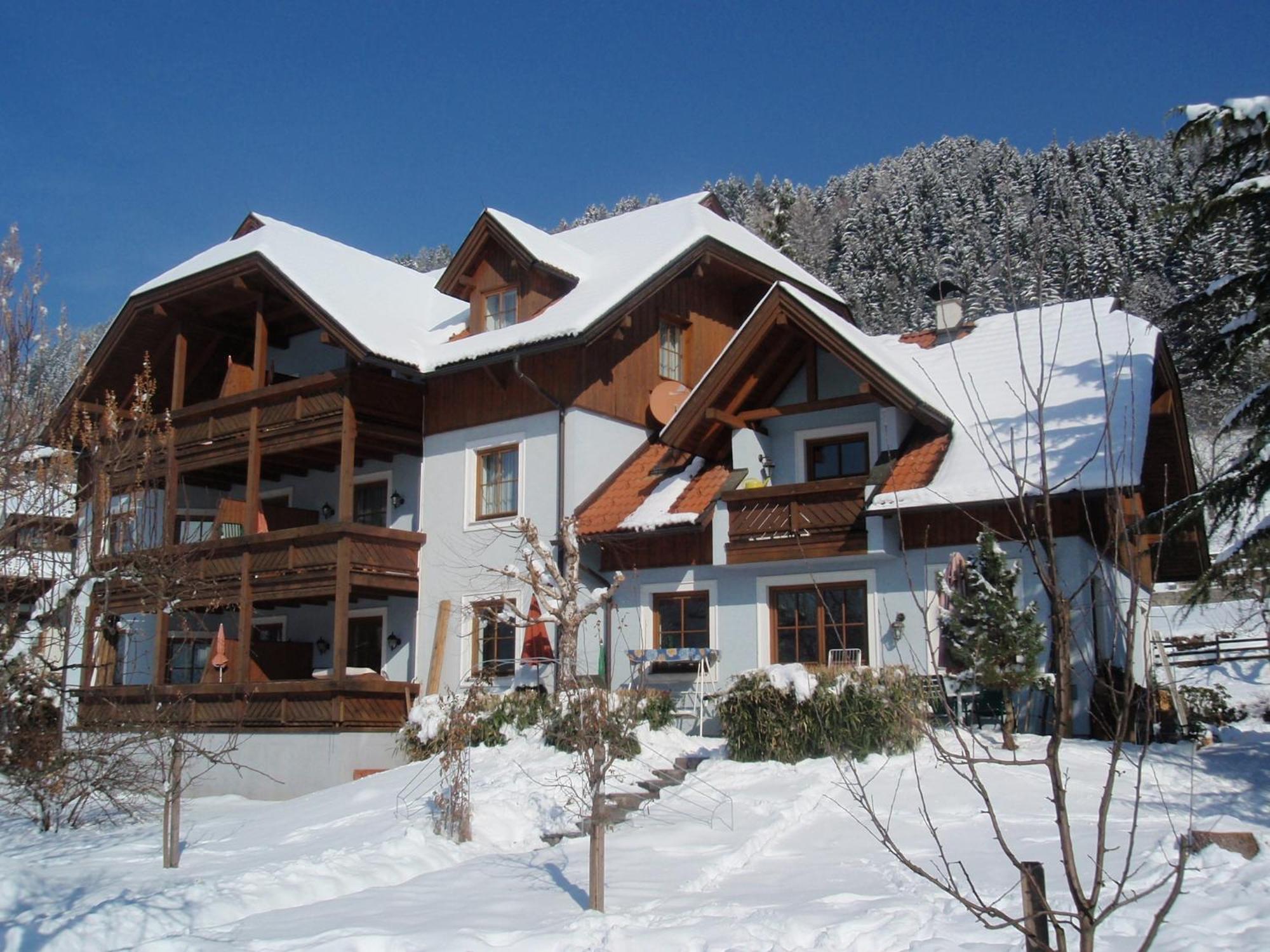 Ferienwohnungen Fischerhaus - Direkt Am See Millstatt Luaran gambar